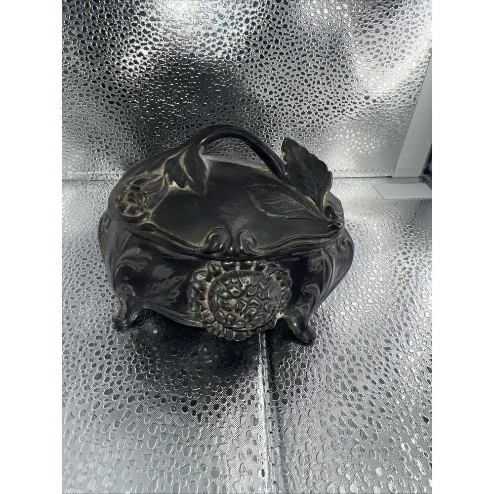Antique Art Nouveau jewelry casket trinket‎ box heavy floral #122 4.5